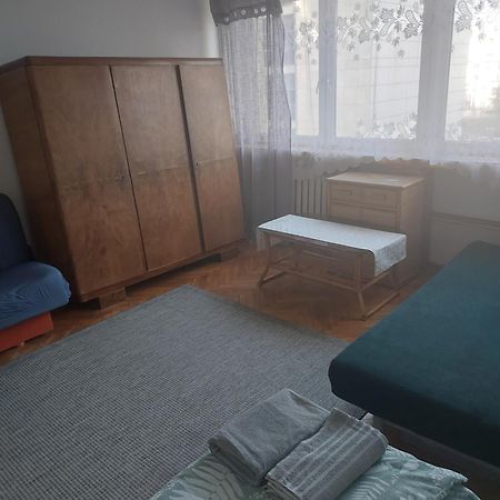 Apartament Roland Warszawa Srodmiescie Luaran gambar